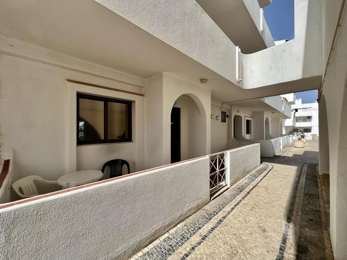 Albufeira Central 3 With Pool By Homing Extérieur photo